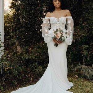 Stella York White Off-Shoulder Lace Bridal Gown